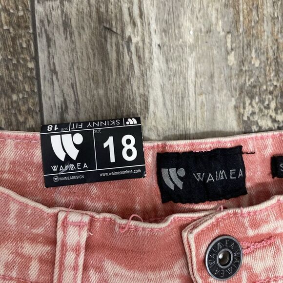 Waimea Faded Pink Denim Shorts Skinny Fit Size 18 Boys NWT - Picture 2 of 7